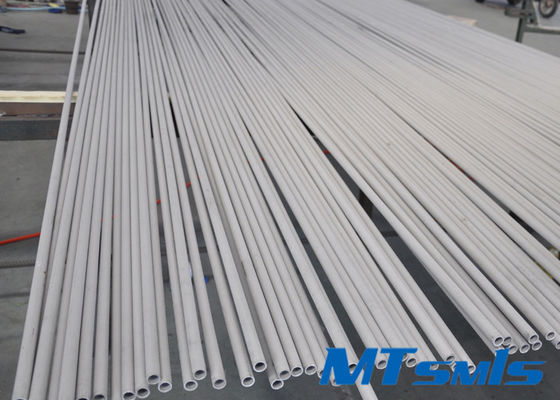 Tubería recocida brillante UNS N06600 de alta resistencia a la corrosión para intercambiadores de calor